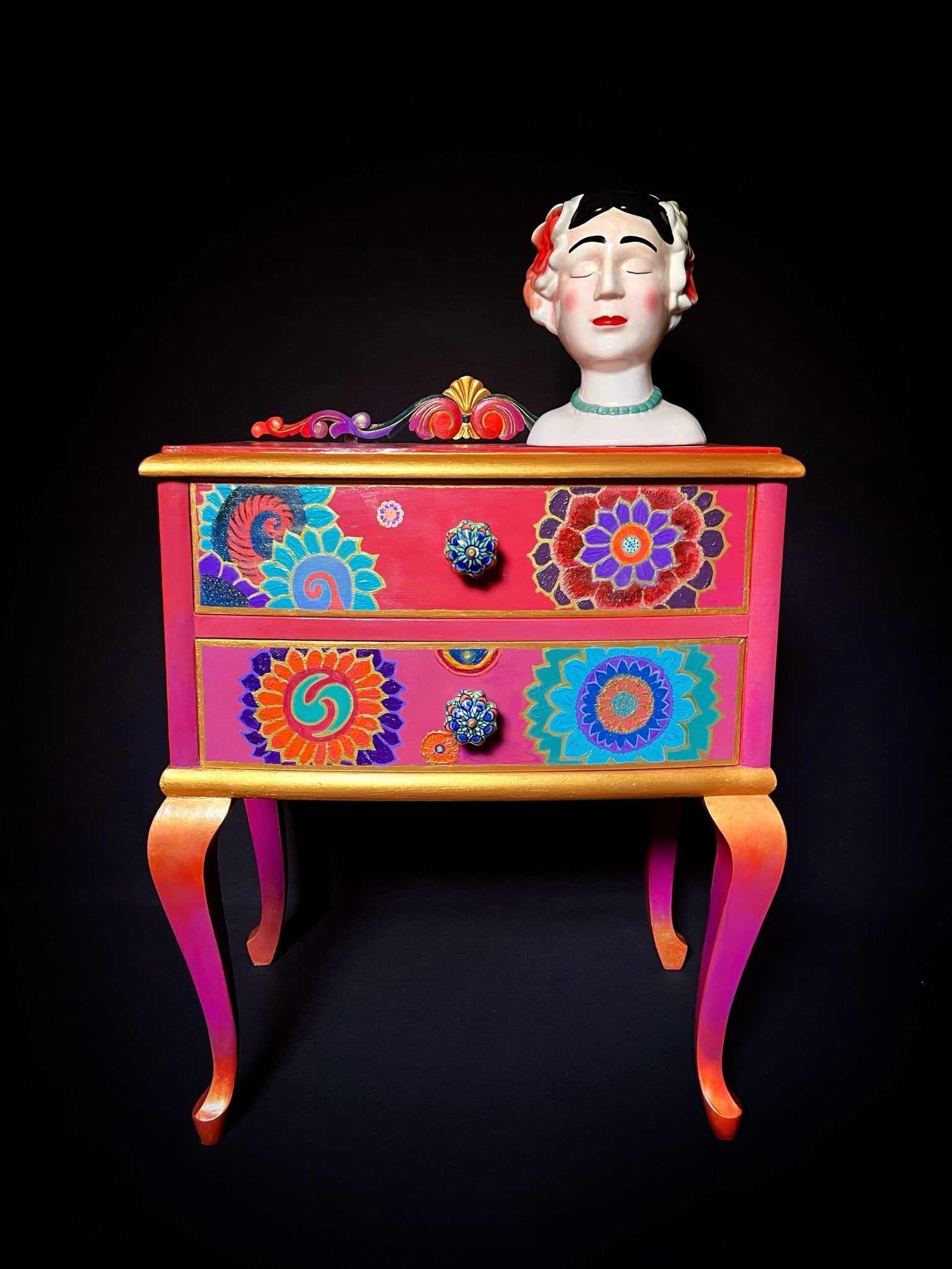 {{ product_title }} – {{ option1 }} {{ option2 }} image {{ incrementing_number }} | CredenzArt custom design