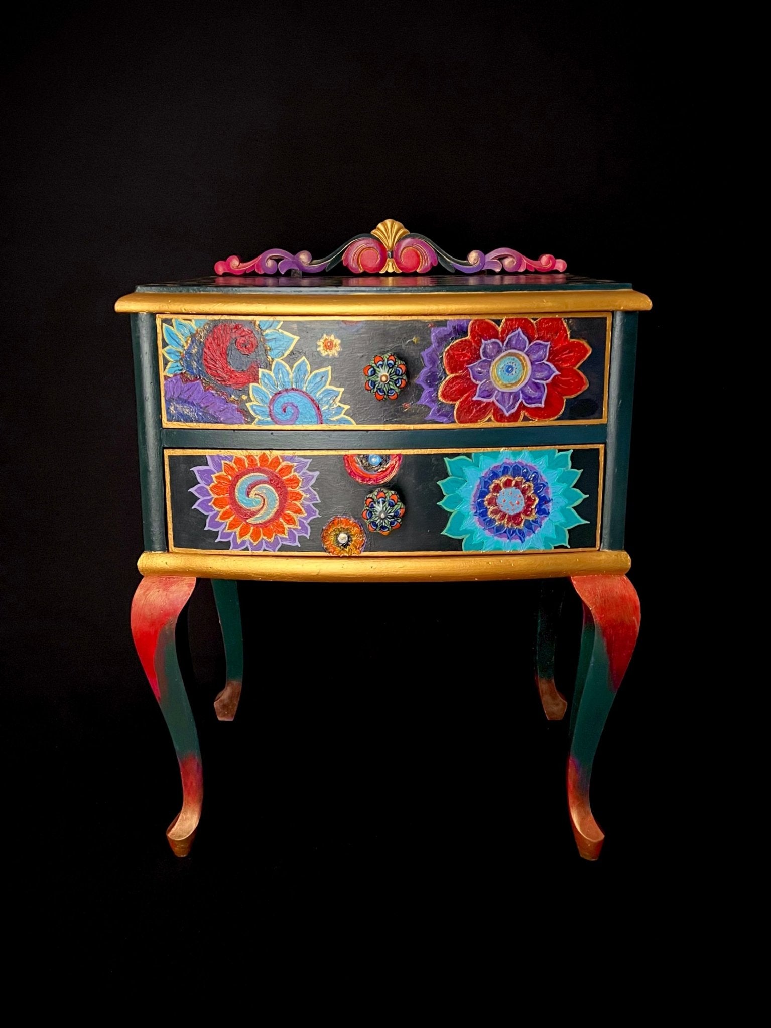 {{ product_title }} – {{ option1 }} {{ option2 }} image {{ incrementing_number }} | CredenzArt custom design