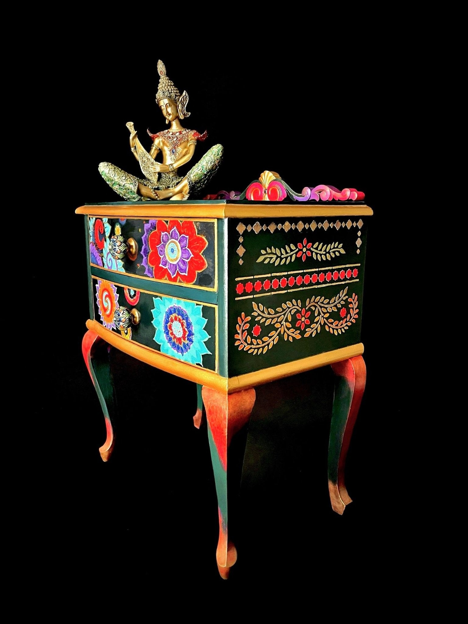 {{ product_title }} – {{ option1 }} {{ option2 }} image {{ incrementing_number }} | CredenzArt custom design