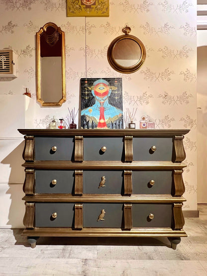 {{ product_title }} – {{ option1 }} {{ option2 }} image {{ incrementing_number }} | CredenzArt custom design