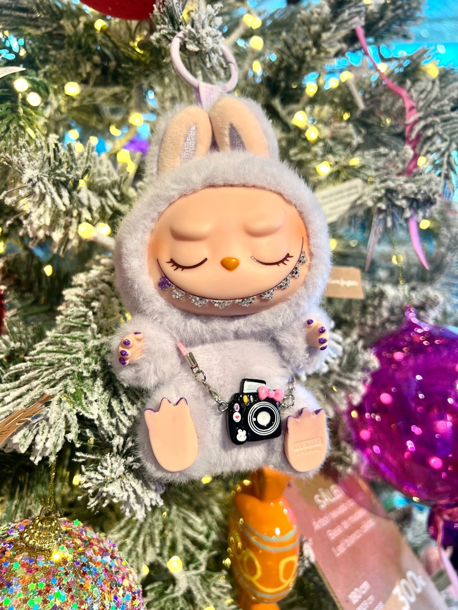 {{ product_title }} – {{ option1 }} {{ option2 }} image {{ incrementing_number }} | CredenzArt custom design