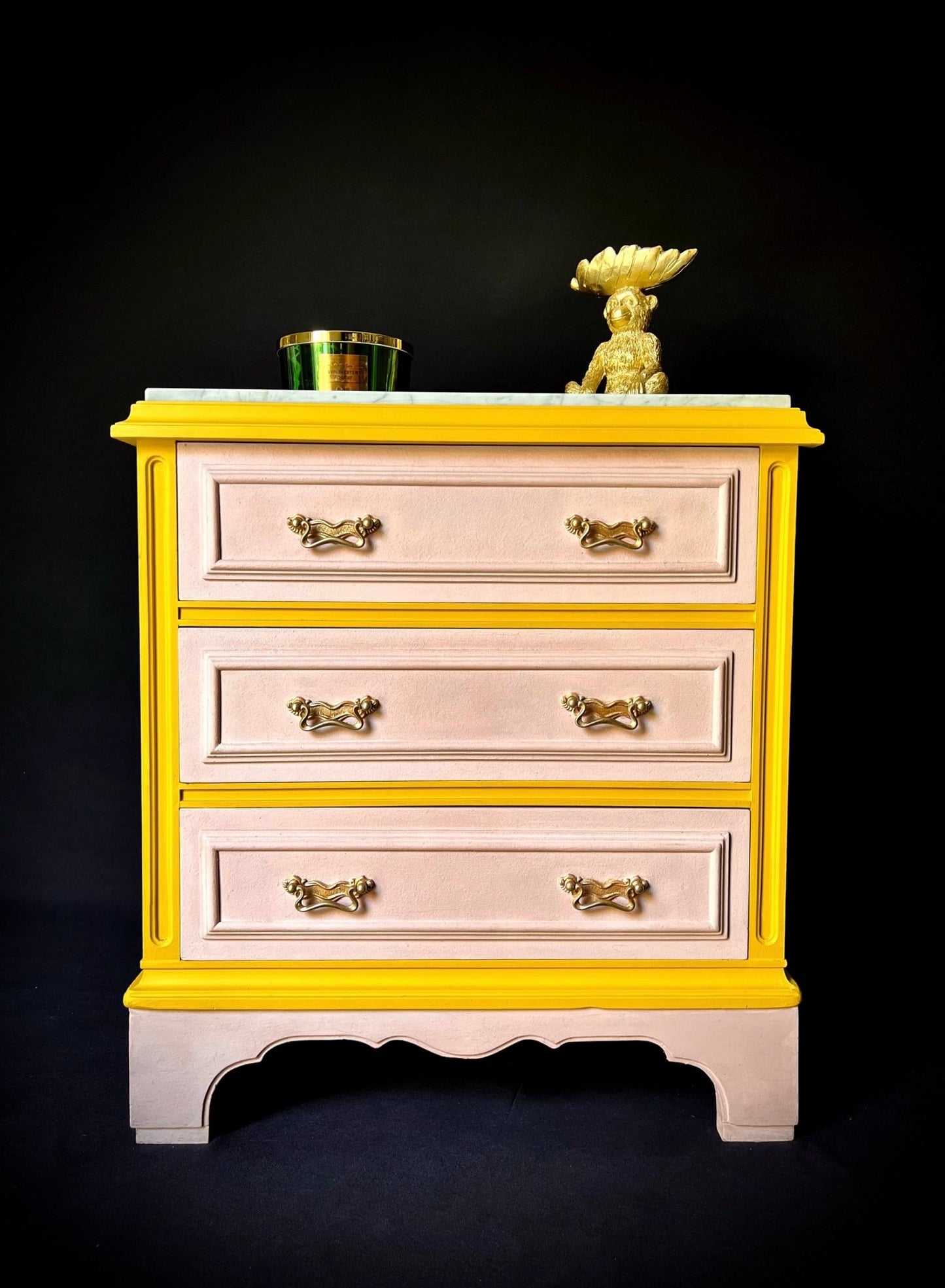 {{ product_title }} – {{ option1 }} {{ option2 }} image {{ incrementing_number }} | CredenzArt custom design