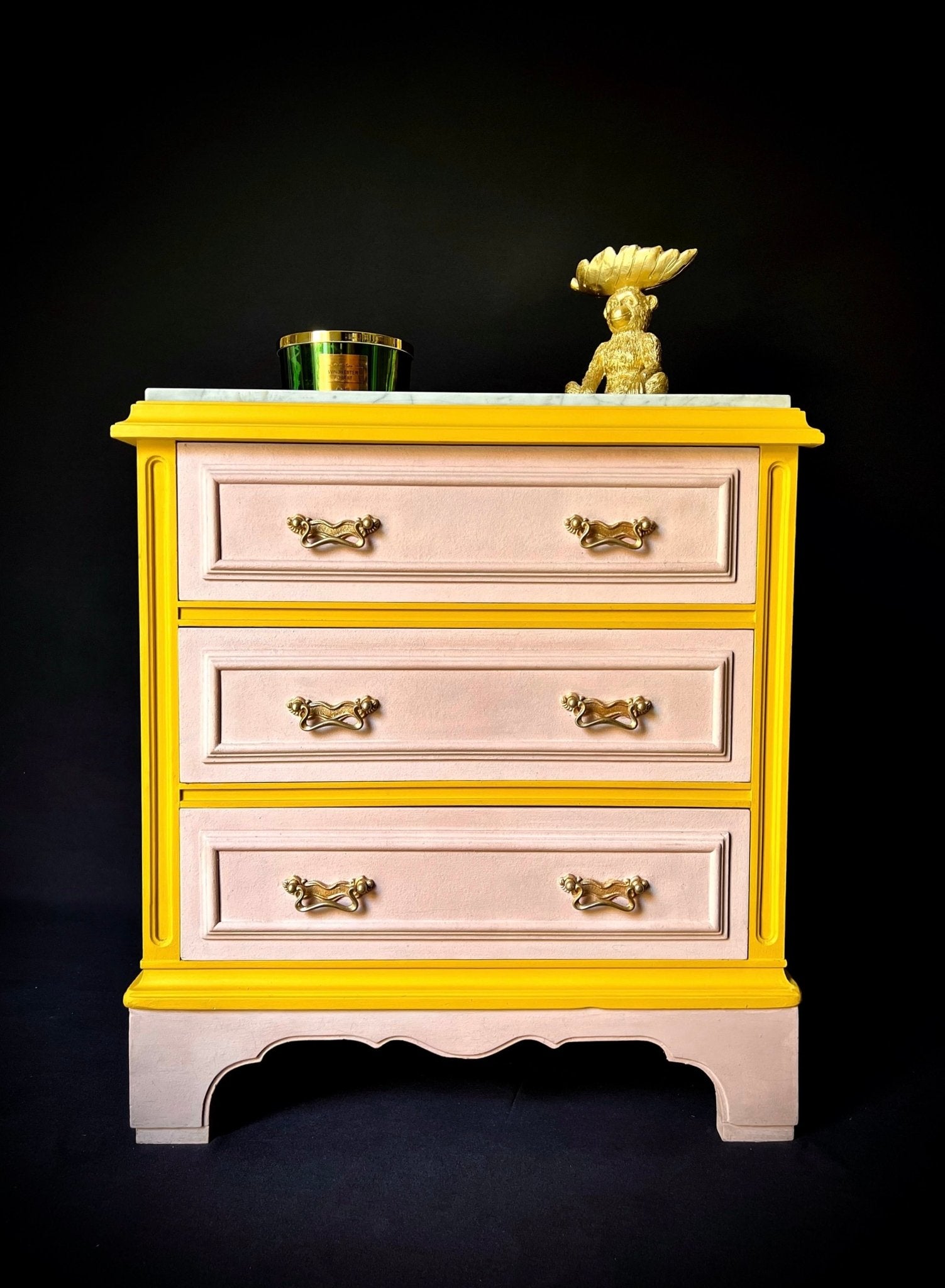 {{ product_title }} – {{ option1 }} {{ option2 }} image {{ incrementing_number }} | CredenzArt custom design