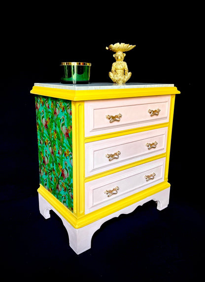 {{ product_title }} – {{ option1 }} {{ option2 }} image {{ incrementing_number }} | CredenzArt custom design