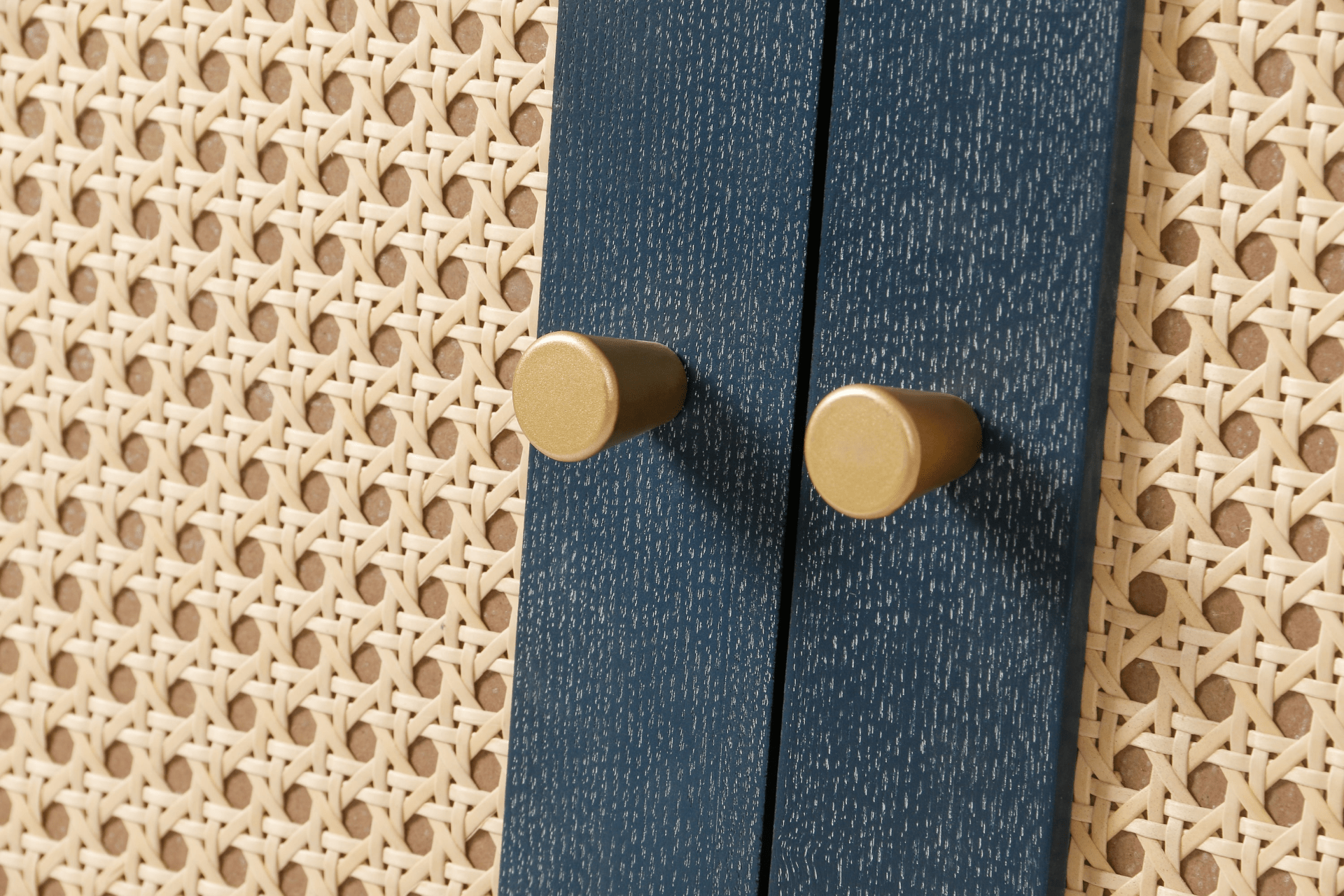 {{ product_title }} | CredenzArt, Custom Vintage Handmade Furniture & home decor