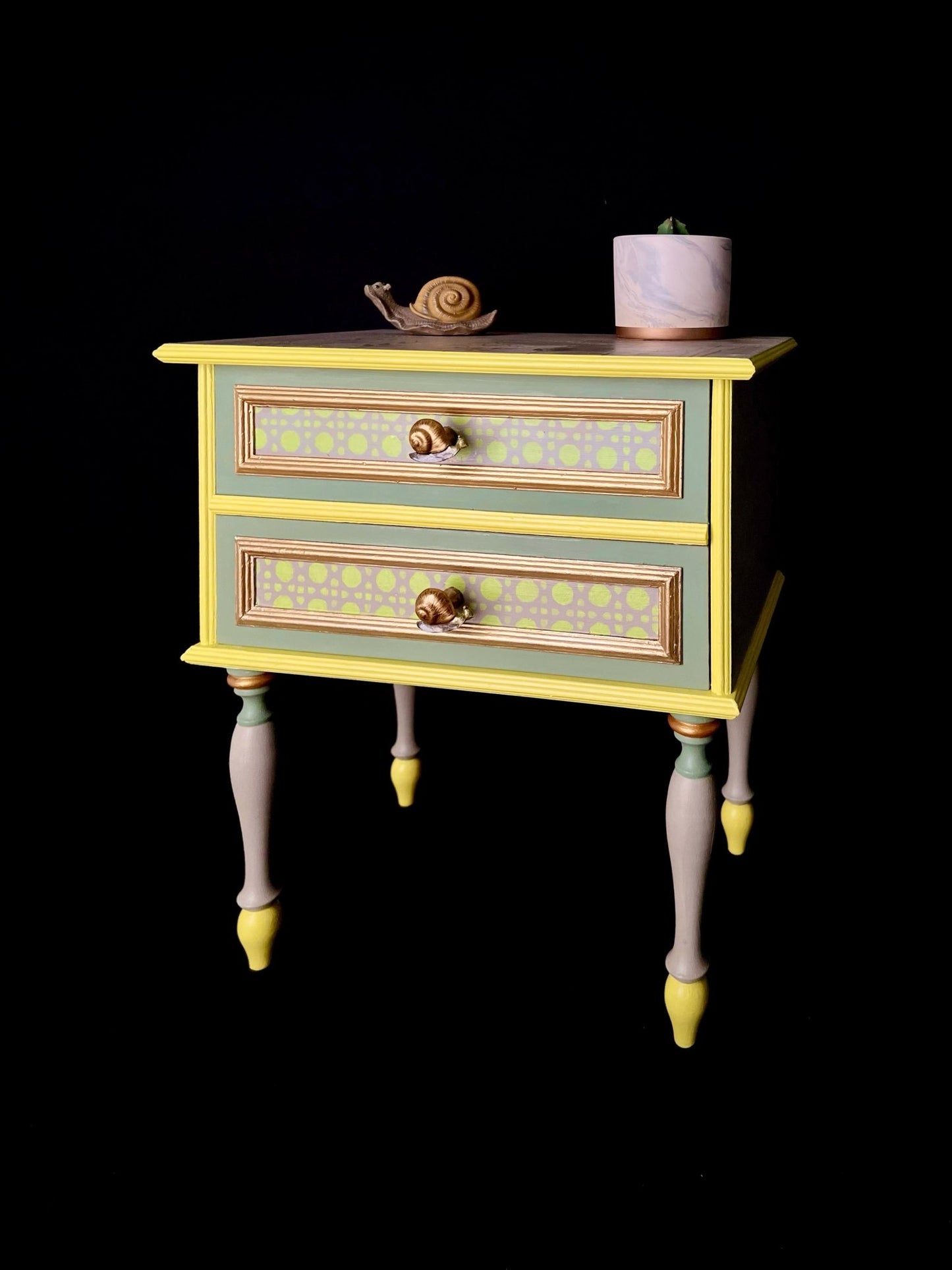 {{ product_title }} – {{ option1 }} {{ option2 }} image {{ incrementing_number }} | CredenzArt custom design