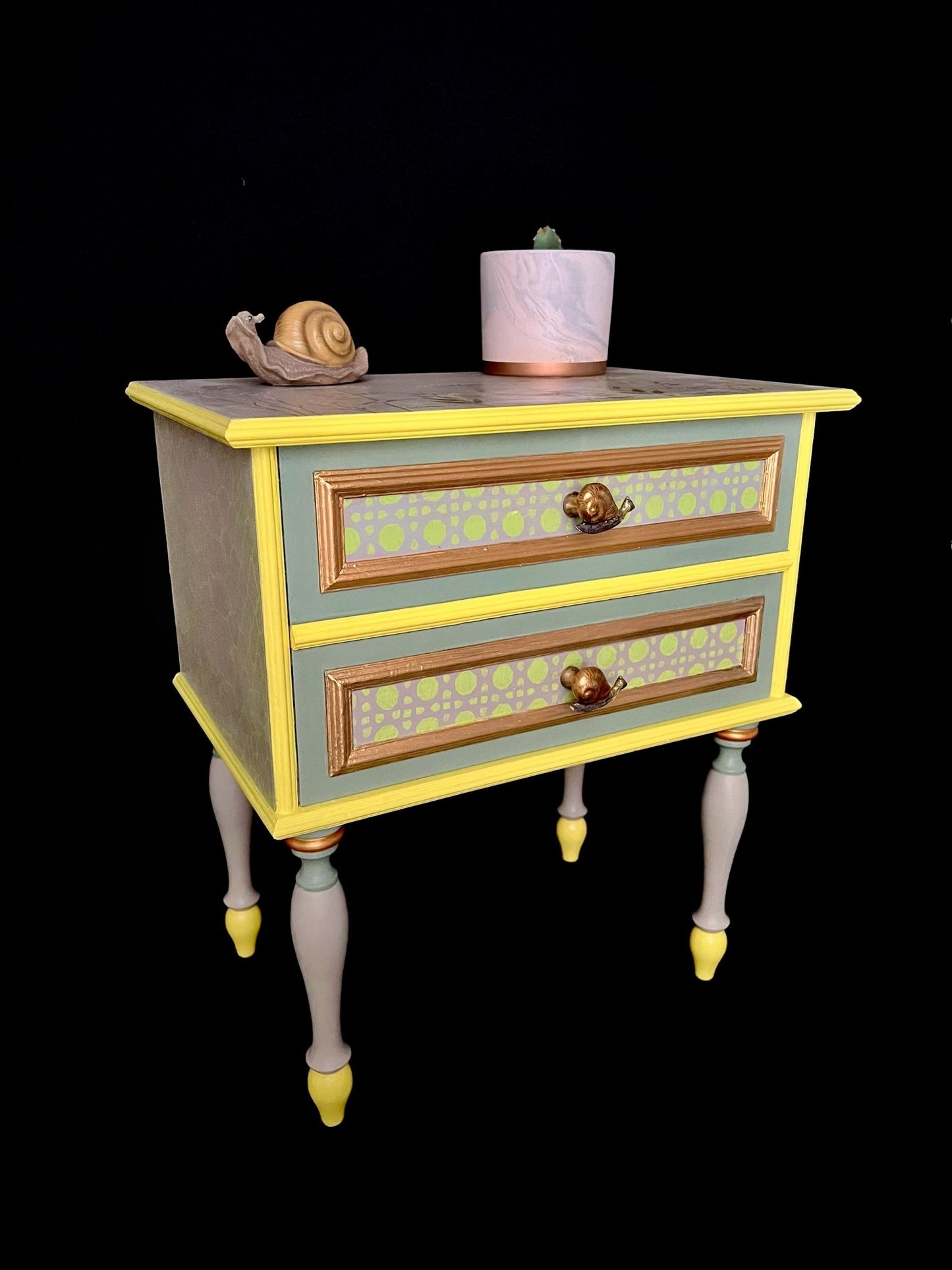 {{ product_title }} – {{ option1 }} {{ option2 }} image {{ incrementing_number }} | CredenzArt custom design