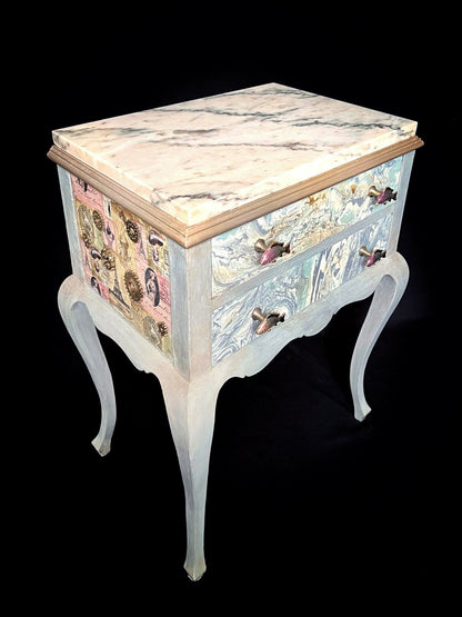 {{ product_title }} – {{ option1 }} {{ option2 }} image {{ incrementing_number }} | CredenzArt custom design