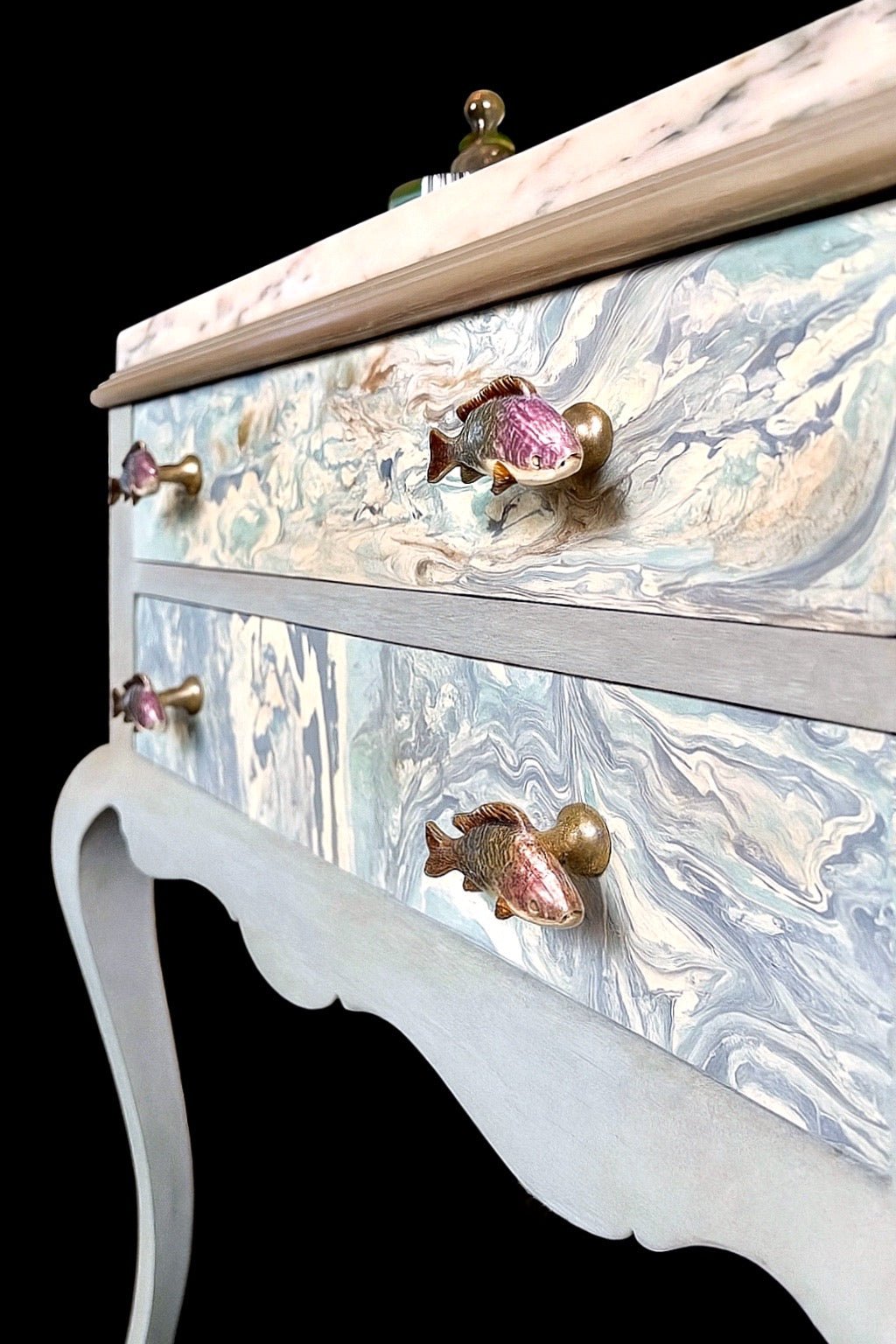 {{ product_title }} – {{ option1 }} {{ option2 }} image {{ incrementing_number }} | CredenzArt custom design