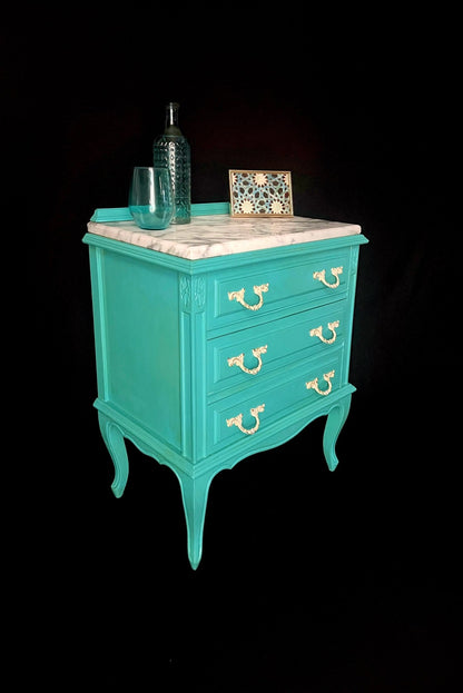 {{ product_title }} – {{ option1 }} {{ option2 }} image {{ incrementing_number }} | CredenzArt custom design