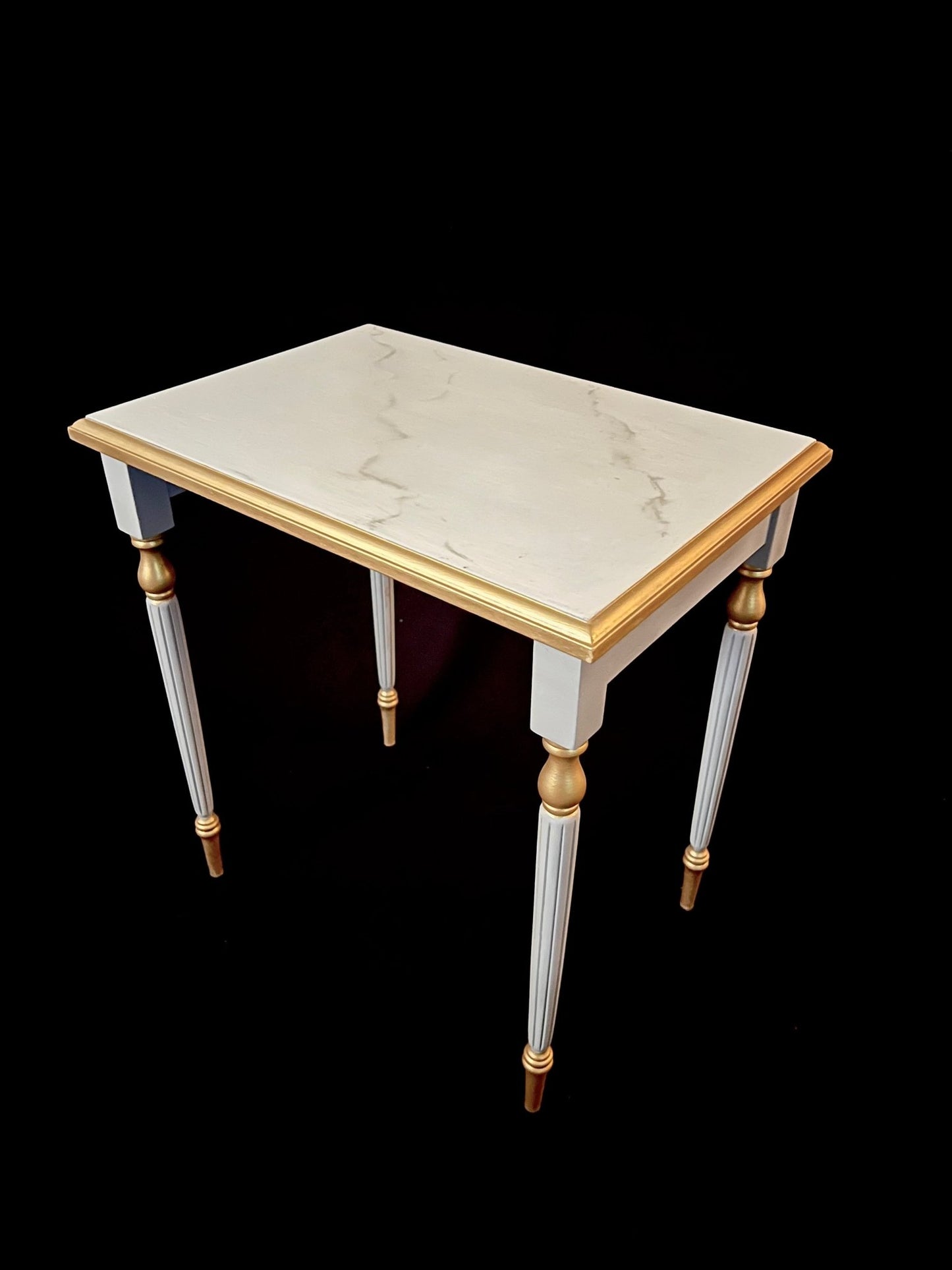 {{ product_title }} – {{ option1 }} {{ option2 }} image {{ incrementing_number }} | CredenzArt custom design